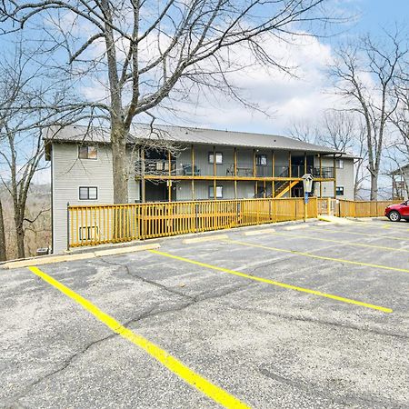 Inviting Branson West Condo With Pool Access エクステリア 写真