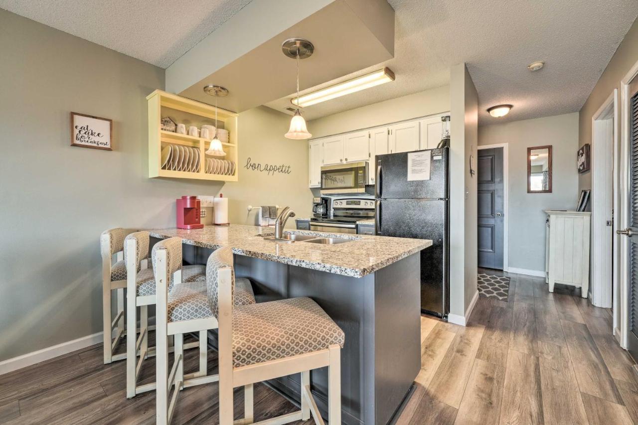 Inviting Branson West Condo With Pool Access エクステリア 写真