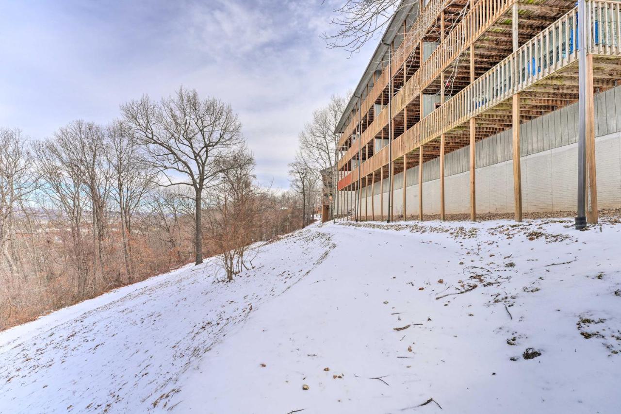 Inviting Branson West Condo With Pool Access エクステリア 写真