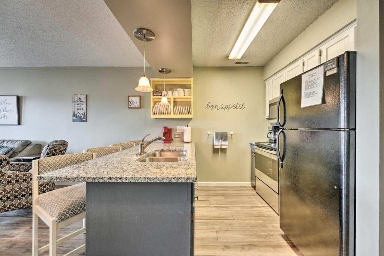 Inviting Branson West Condo With Pool Access エクステリア 写真